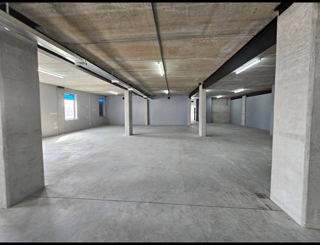 638M² OFFICE TO LET IN PAARDEN EILAND